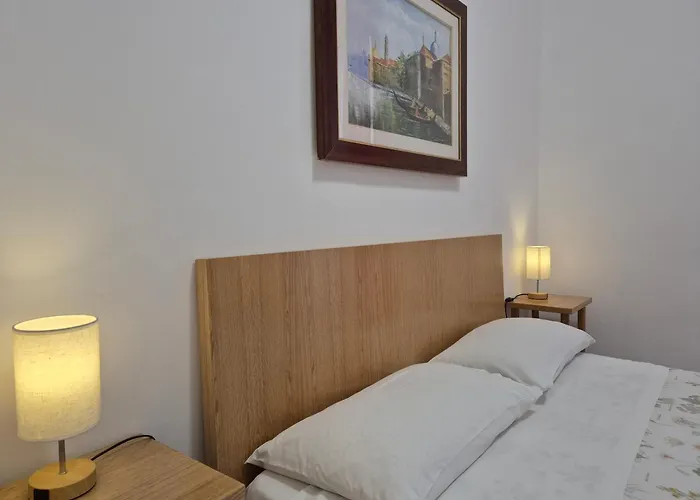 A casa di Alex Vatican